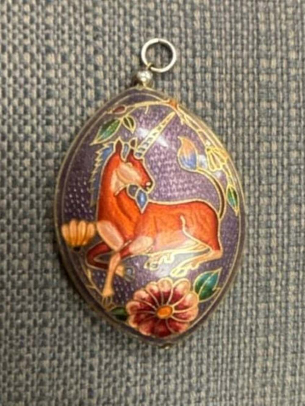 Vintage Cloisonne Unicorn Heraldic Oval Pendant Necklace